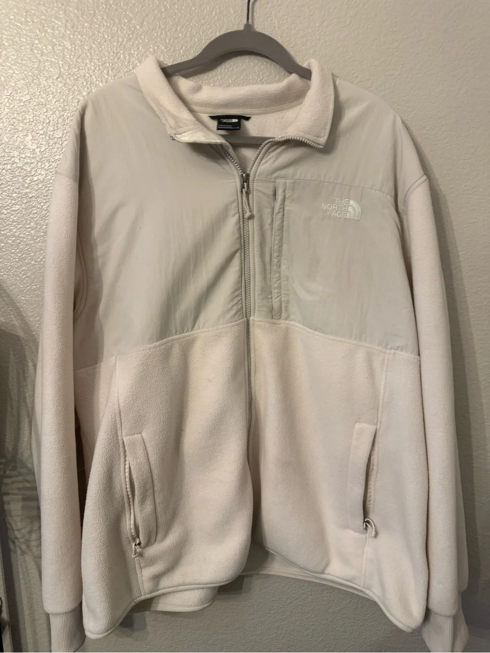 The North Face Men's Off-White Fleece Performance Jacket